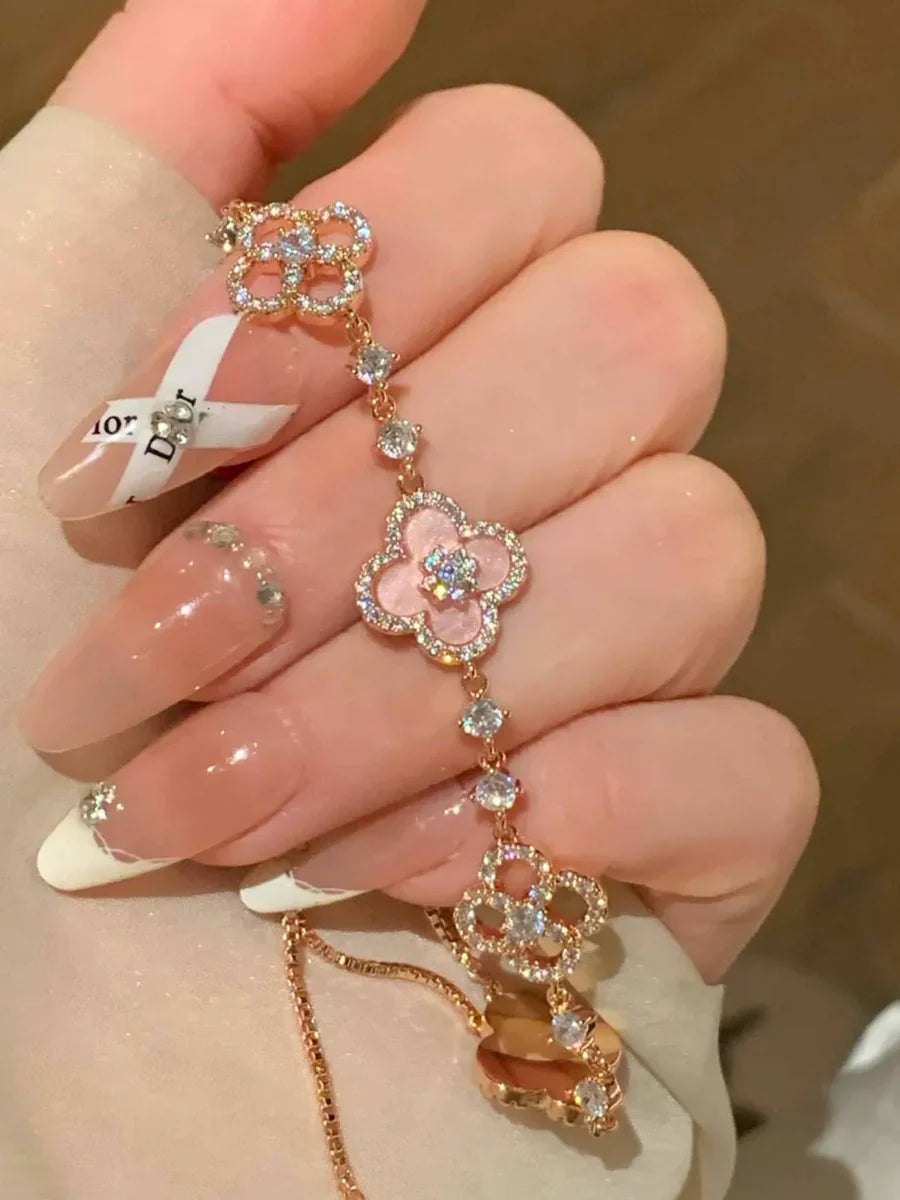 Pink Diamond Clover Lucky Bracelet